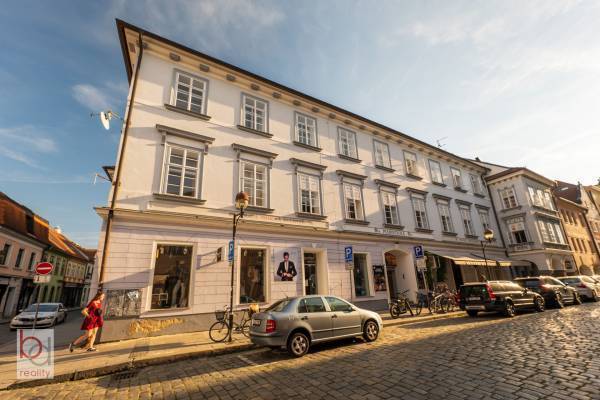 Pronájem kancelářských prostor v historickém centru Českých Budějovic